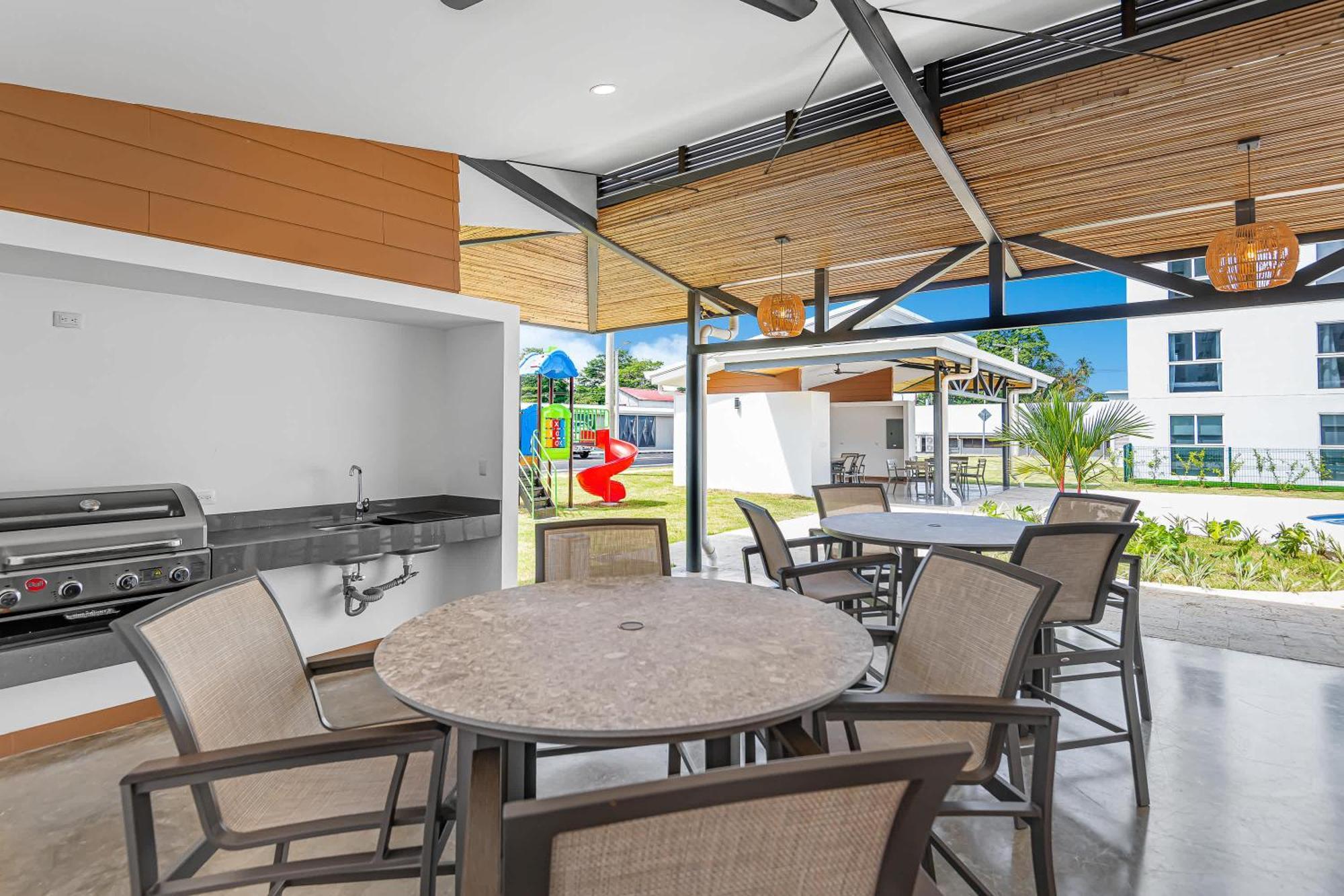 Upstay - 3br New In 5mins To *